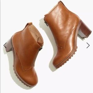 NEW Madewell Women's The Alyce Zip-Front Lugsole Boot Size 8 NA976 
Maple Brown